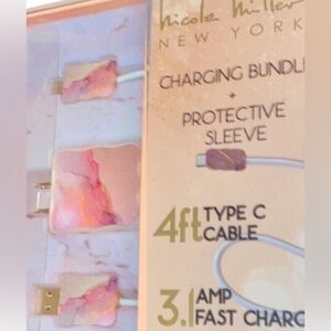 Nicole Miller New York Charging Bundle Type C Cable 3.1 AMP Fast Charger